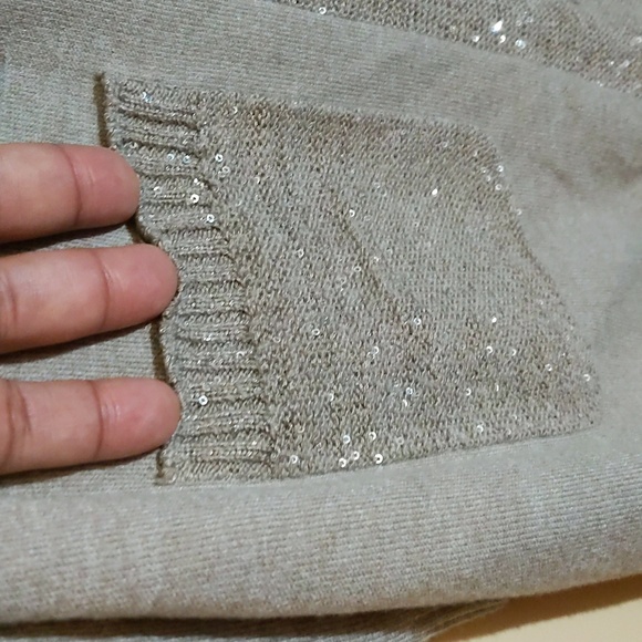 Thomas Rabe| Tan Cardigan With Sequin Details and Faux Pockets Modal Blend - Picture 4 of 14